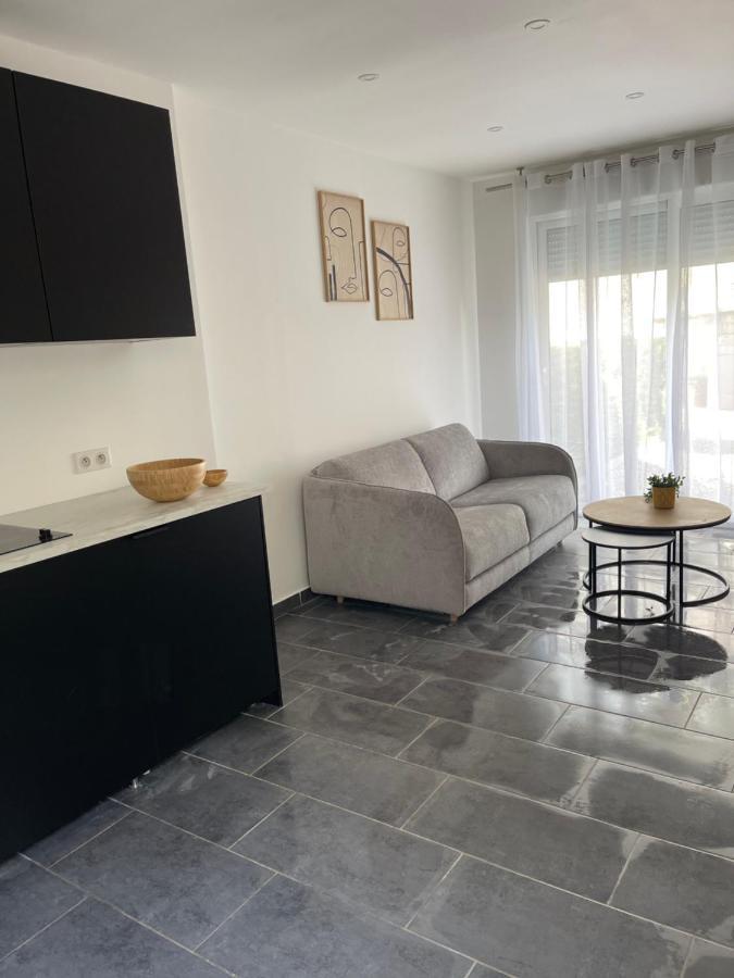 Studio Tout Confort, Au Pied De Toute Commodite, 2 Apartment Créteil Exterior photo